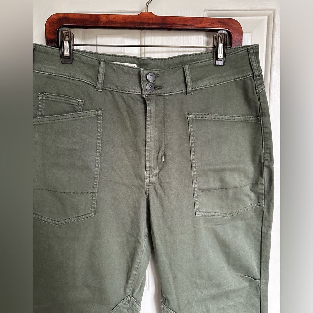 NWT Pilcro Anthropologie The Wanderer Green Pants- Size 31 - Picture 3 of 11